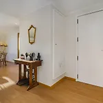 Whome Premium View 2-bed Great For R Workers & Families Apartman